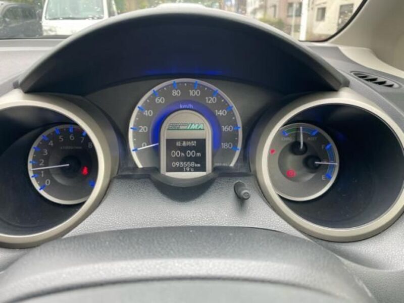 FIT HYBRID