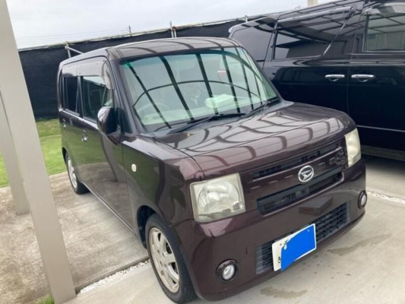 DAIHATSU MOVE CONTE