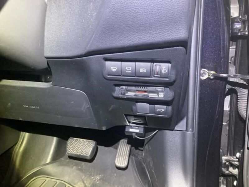 COROLLA CROSS