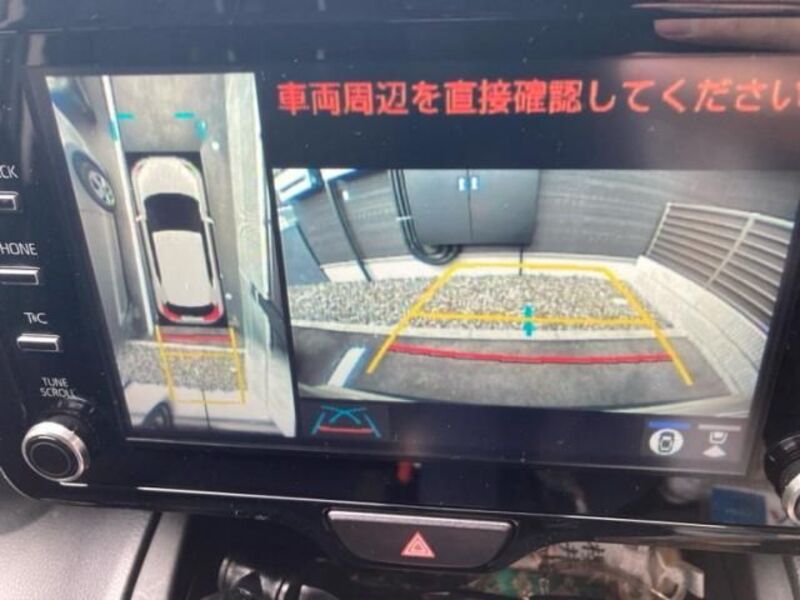 YARIS CROSS
