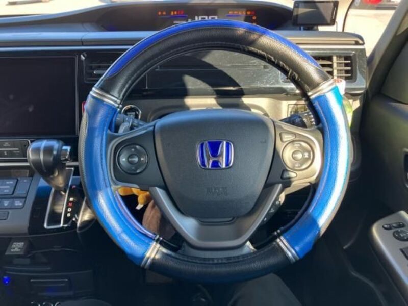 STEPWAGON SPADA