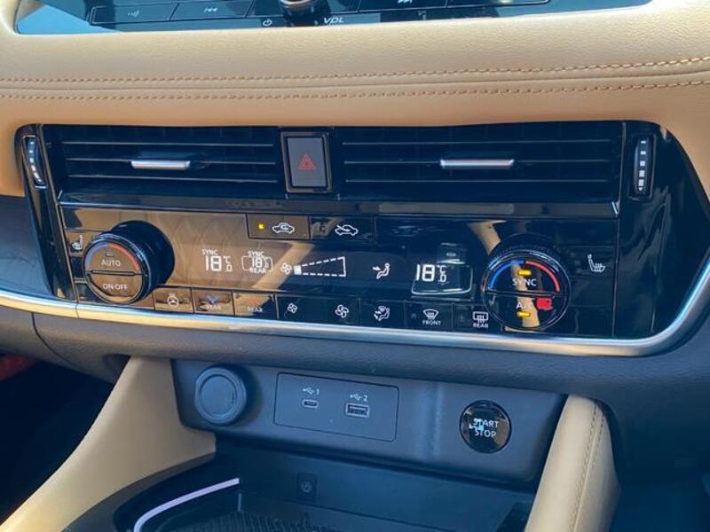 X-TRAIL