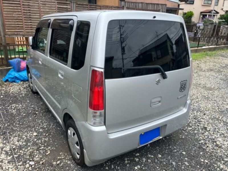 WAGON R