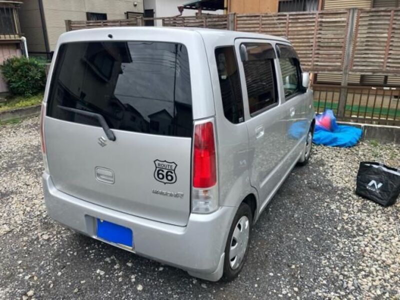 WAGON R