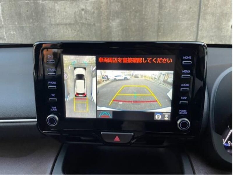 YARIS CROSS