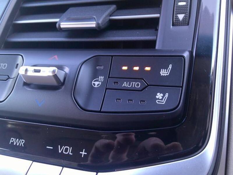 LAND CRUISER