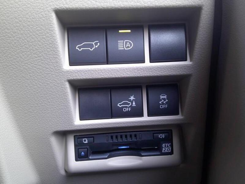 LAND CRUISER