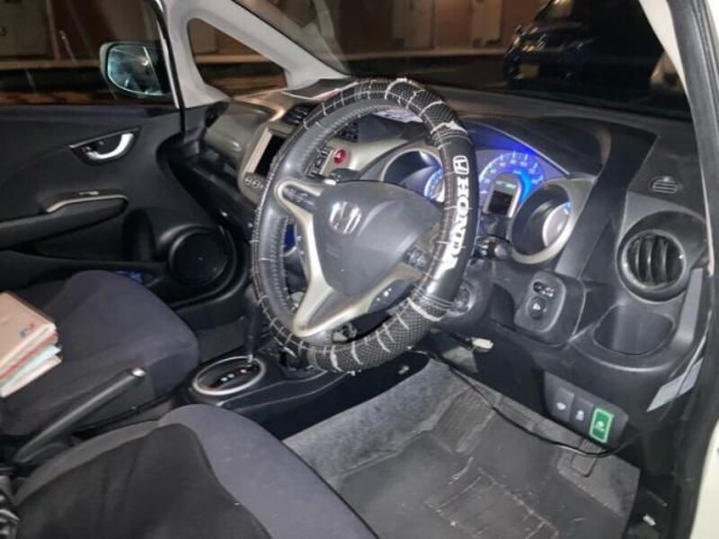 FIT HYBRID