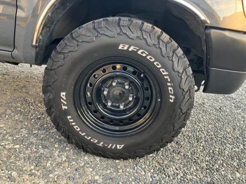 HILUX SURF