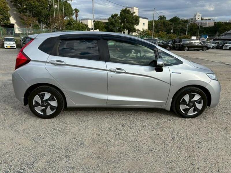 FIT HYBRID