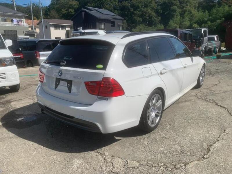 3 SERIES