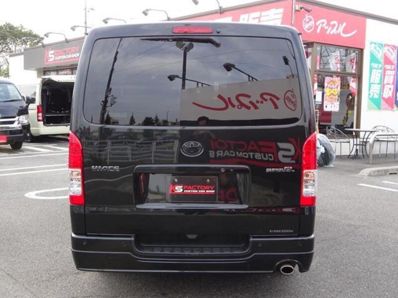 HIACE VAN