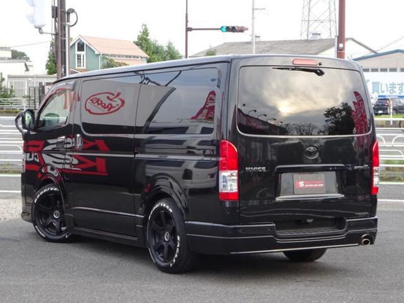 HIACE VAN