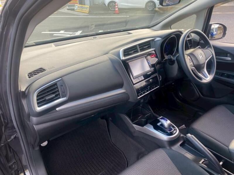 FIT HYBRID