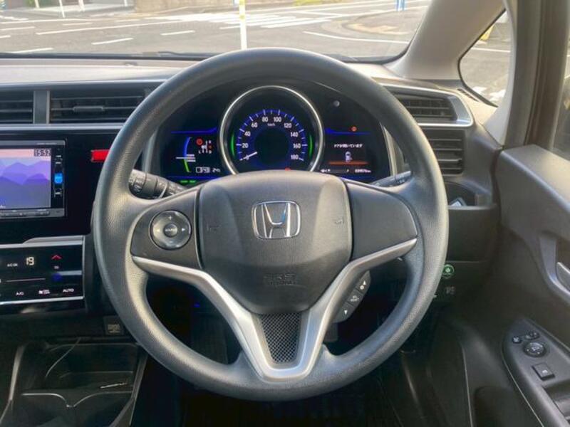 FIT HYBRID