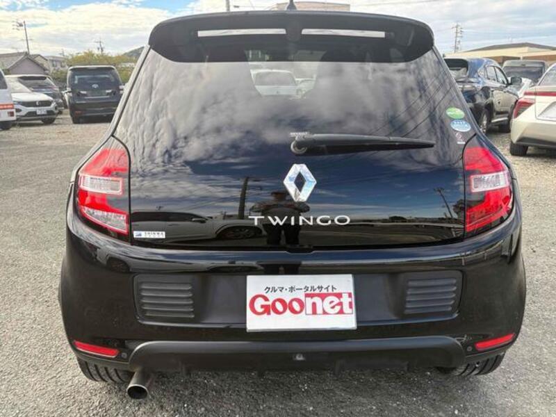 TWINGO