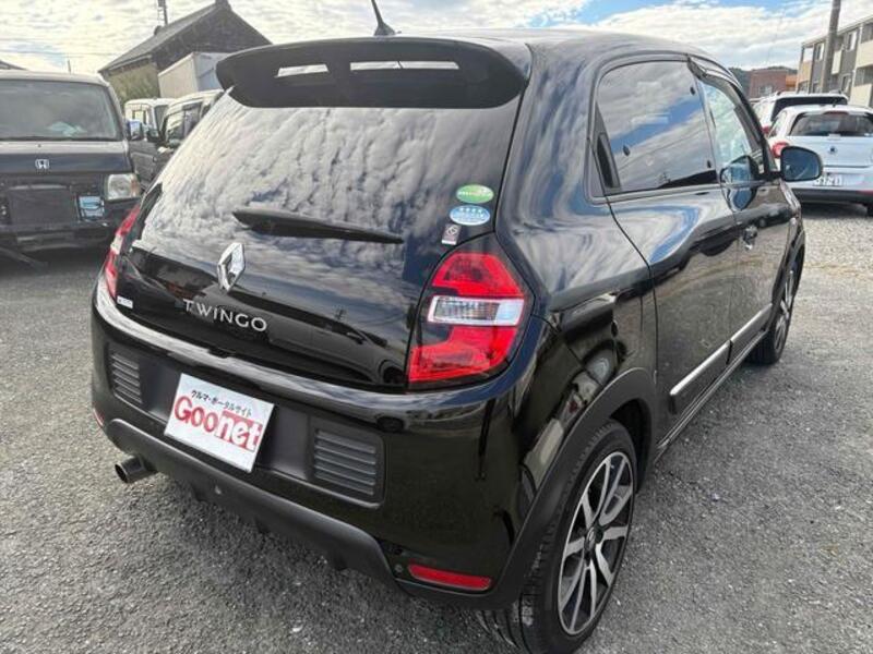 TWINGO