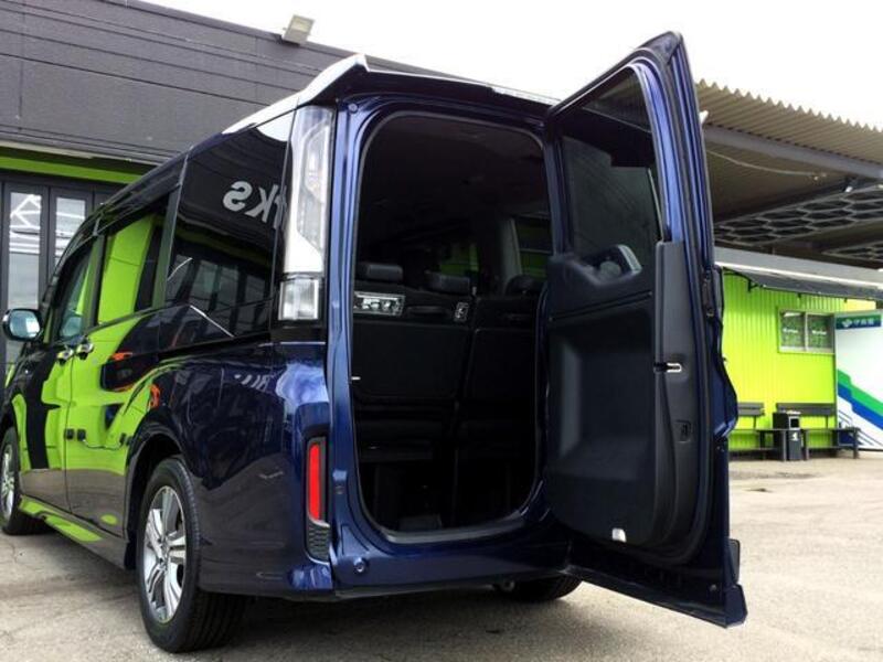 STEPWAGON SPADA