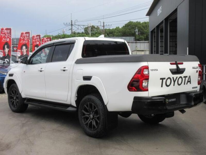 HILUX