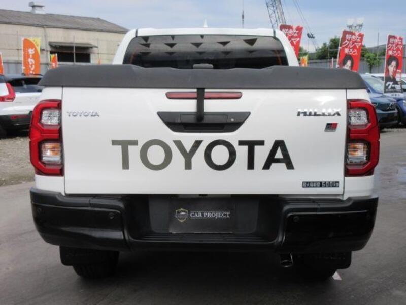 HILUX