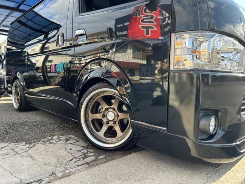 HIACE VAN