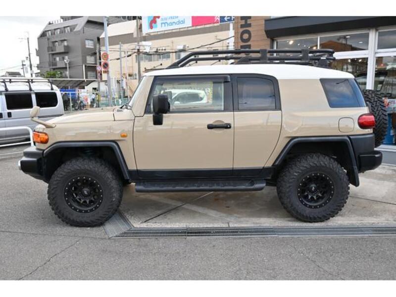 FJ CRUISER