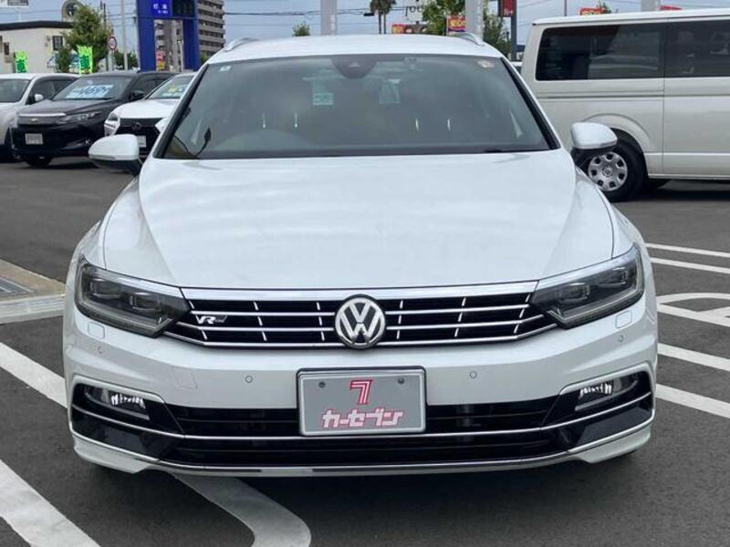 PASSAT VARIANT