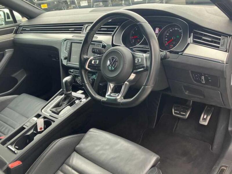 PASSAT VARIANT