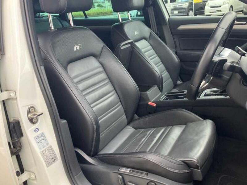 PASSAT VARIANT