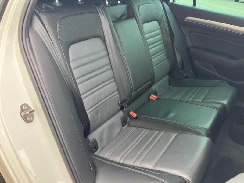PASSAT VARIANT
