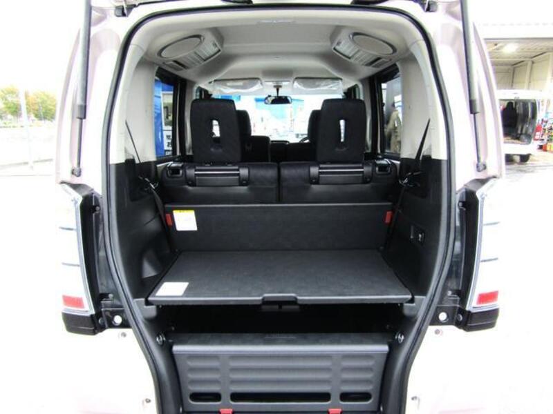 N BOX PLUS