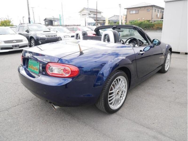 ROADSTER