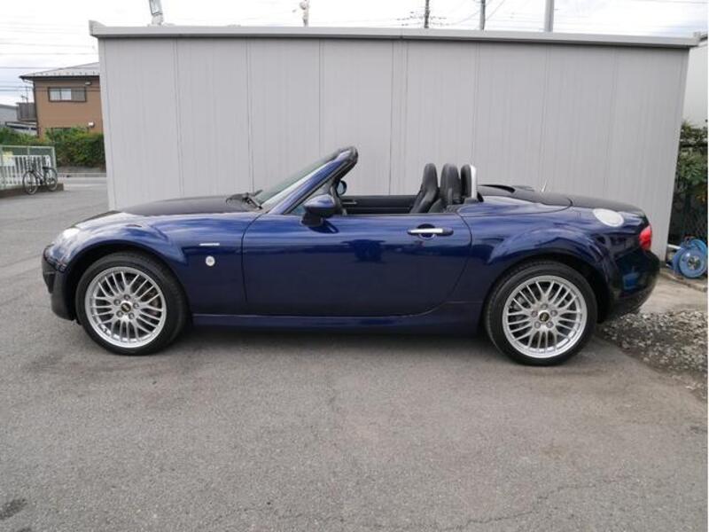 ROADSTER
