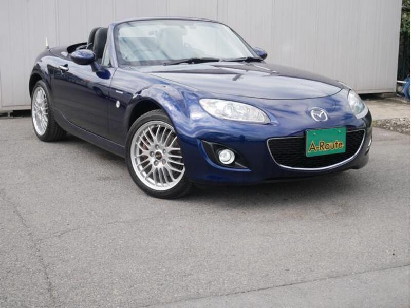 ROADSTER-0
