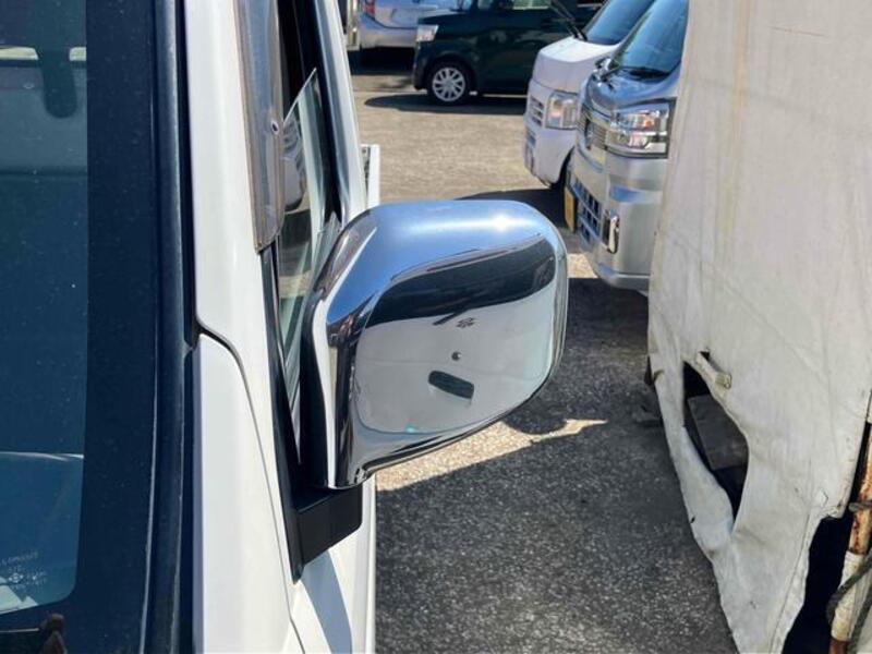 CLIPPER TRUCK