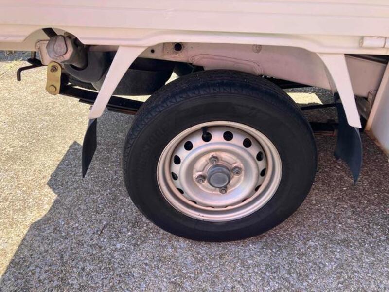 CLIPPER TRUCK