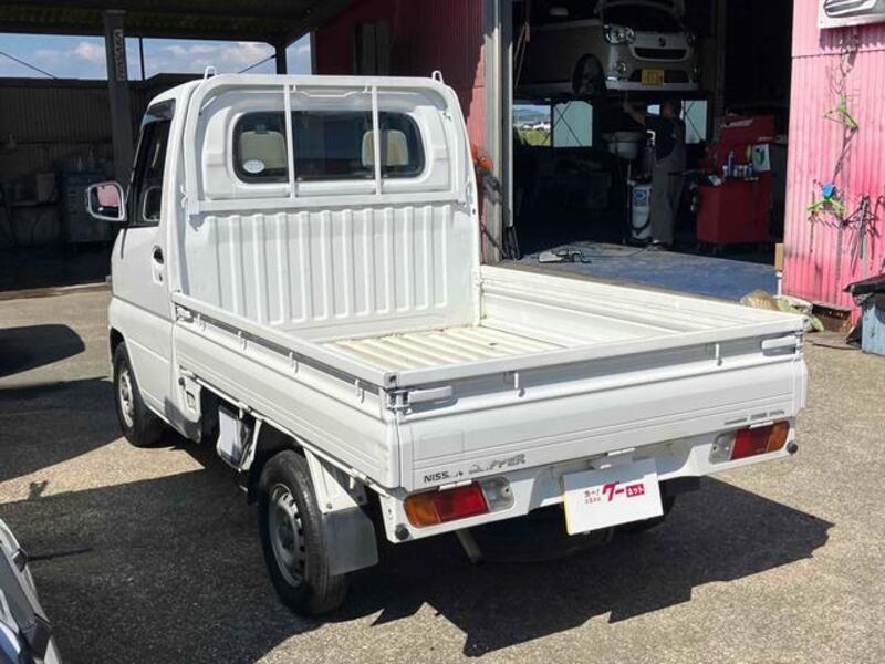 CLIPPER TRUCK