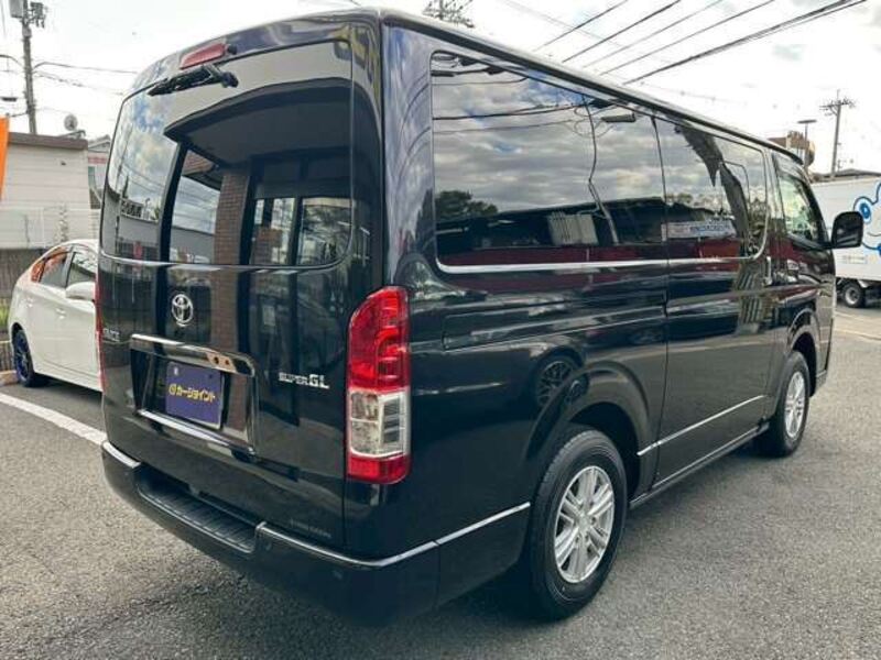 HIACE VAN