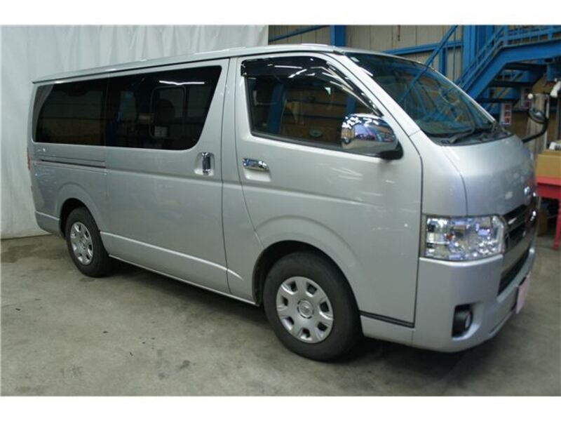 HIACE