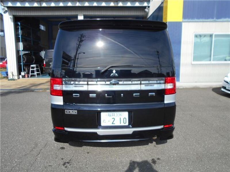 DELICA D5