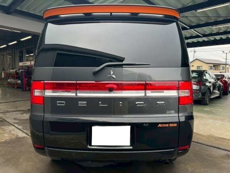 DELICA D5