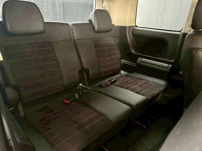 DELICA D5