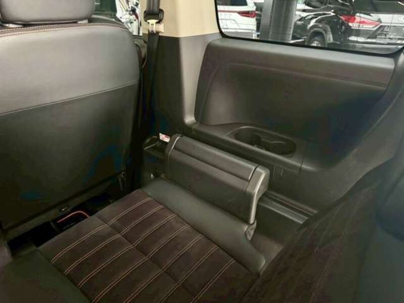 DELICA D5