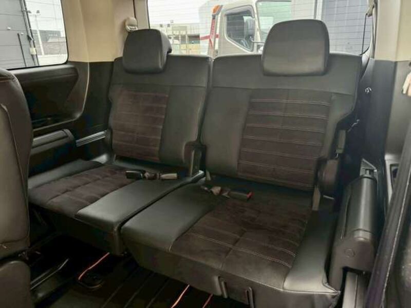 DELICA D5