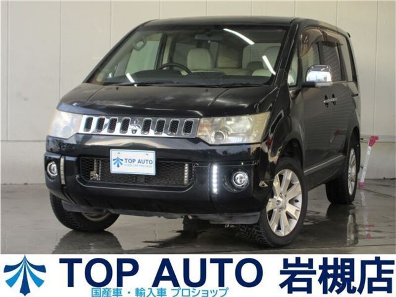 MITSUBISHI DELICA D5
