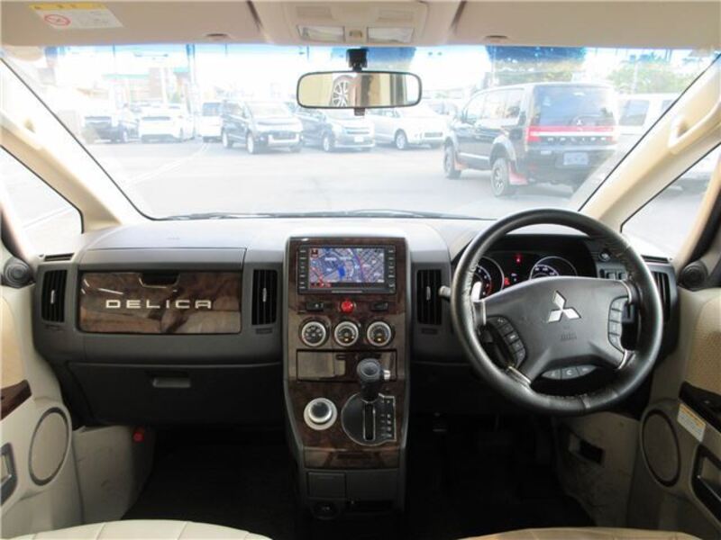 DELICA D5