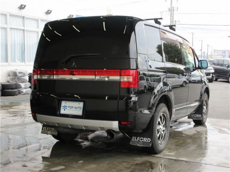 DELICA D5