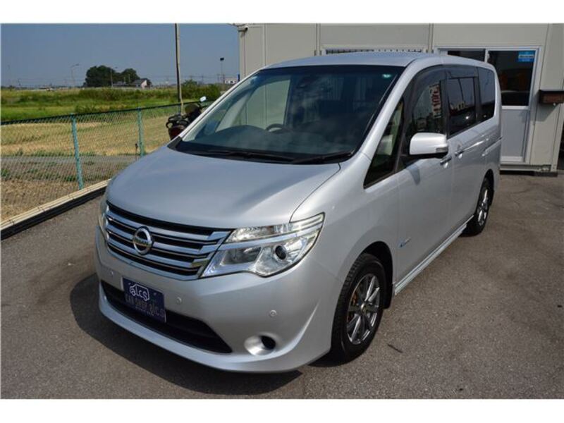 NISSAN SERENA