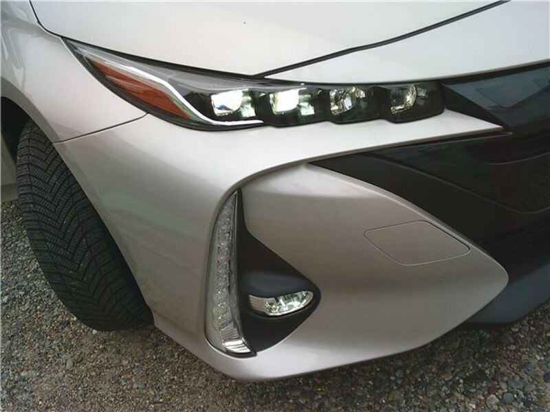 PRIUS PHV