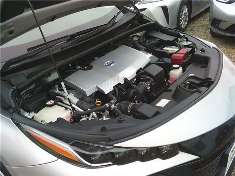 PRIUS PHV